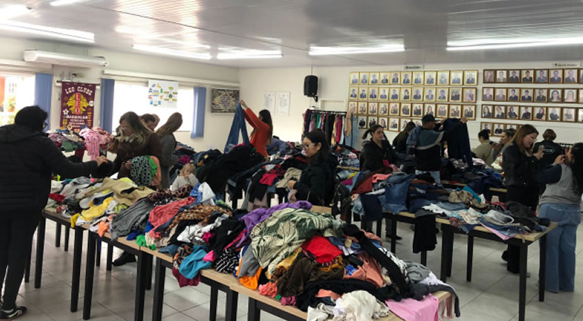 Brechó Beneficente realizado pelo LEO Clube Ômega alcança grande público
