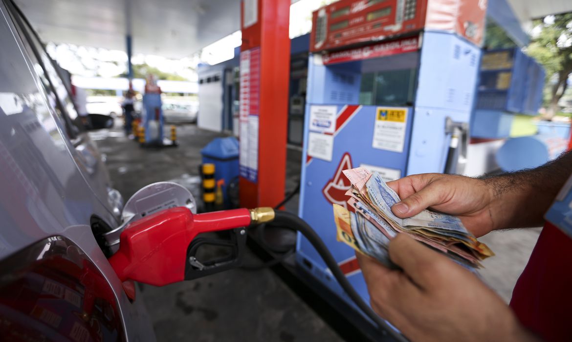 Lages está entre as cidades com a gasolina mais cara do Sul do Brasil