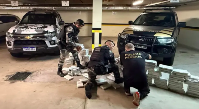 Carga com R$ 12,8 milhões em cocaína é interceptada antes de chegar ao destino em SC