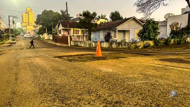 Urbanismo realiza operação tapa-buraco em SMOeste e pede compreensão e atenção dos motoristas