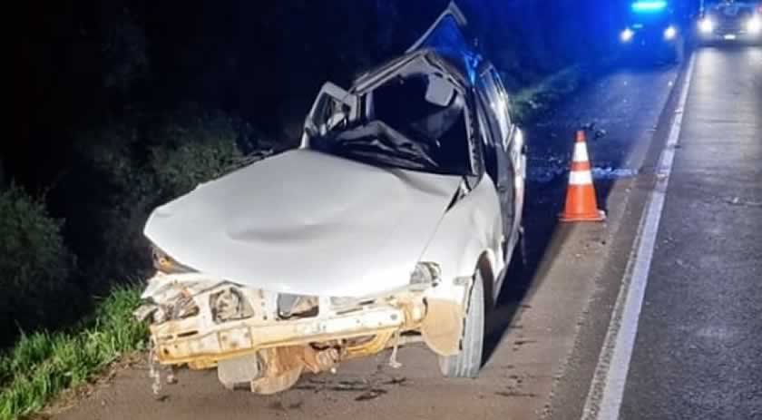 Motorista fica preso nas ferragens em colisão entre veículos na BR-282