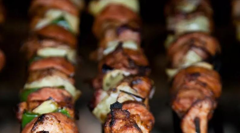 Saiba como preparar espetinho de frango na Air Fryer