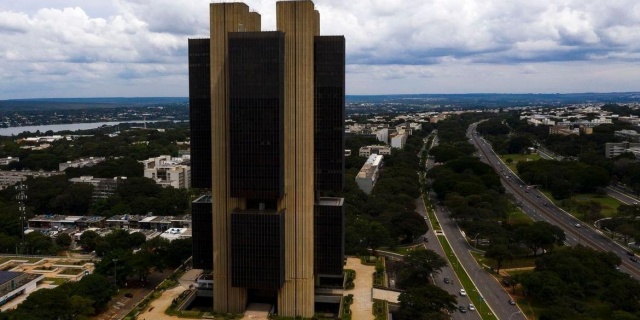 Endividamento das famílias fecha em 47,6% em junho, revela Banco Central