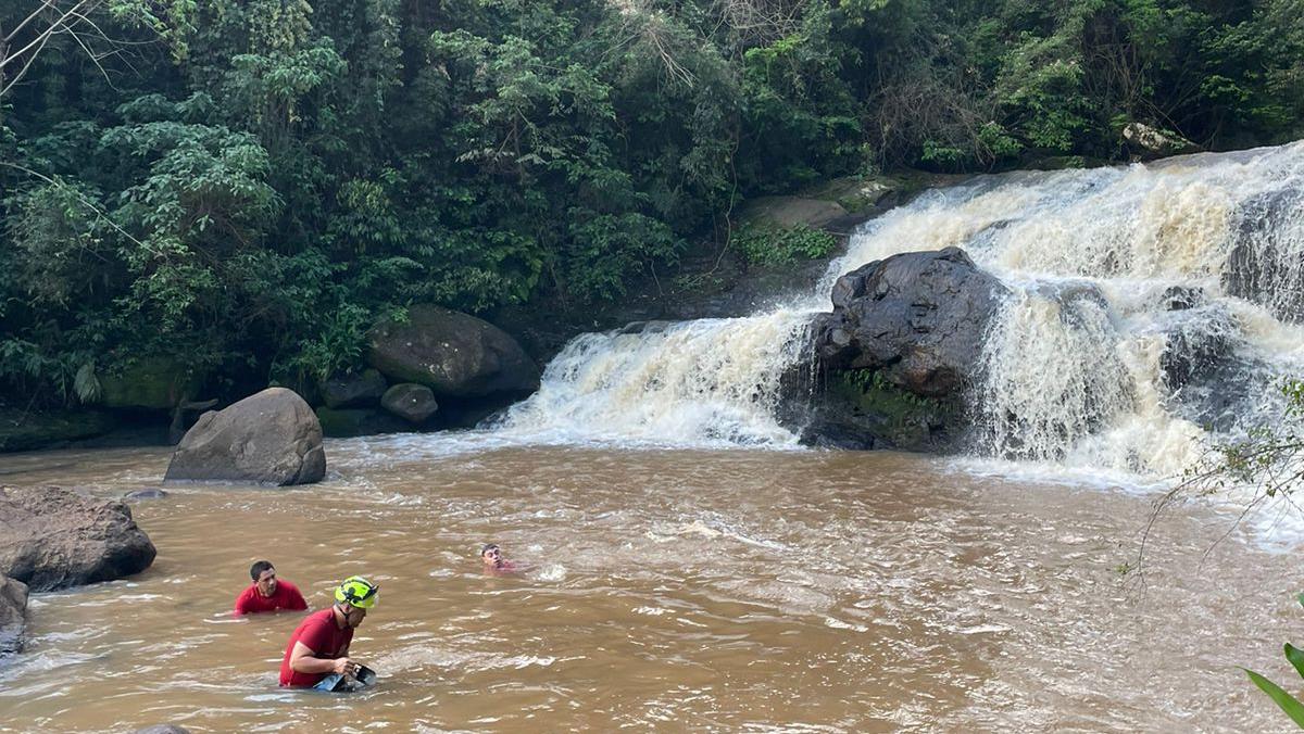 Jovem morre afogada em cachoeira no interior de Chapecó
