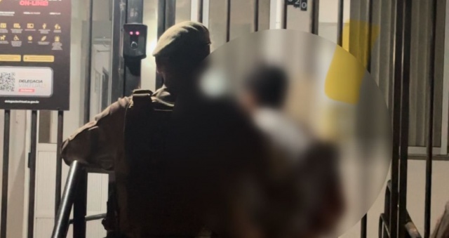 Polícia Militar prende homem por tráfico de drogas