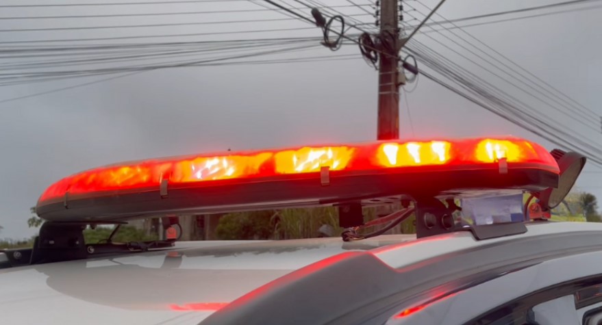 Homem é flagrado com maconha em abordagem policial