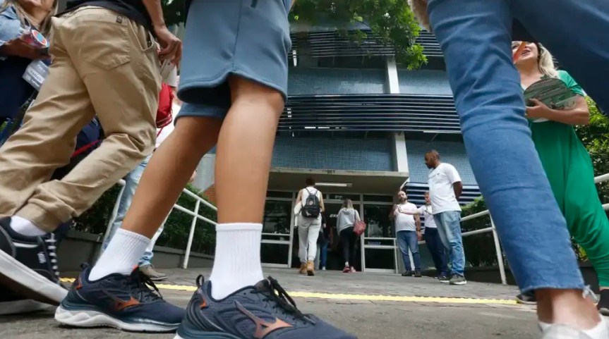Nova lei aumenta penas para crimes em escolas e contra pessoas vulneráveis