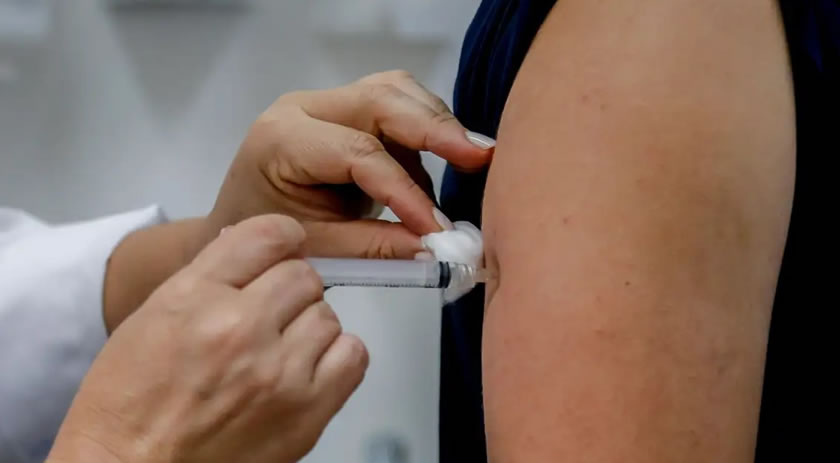 A cada 100 pessoas que têm tétano, cerca de 30 morrem