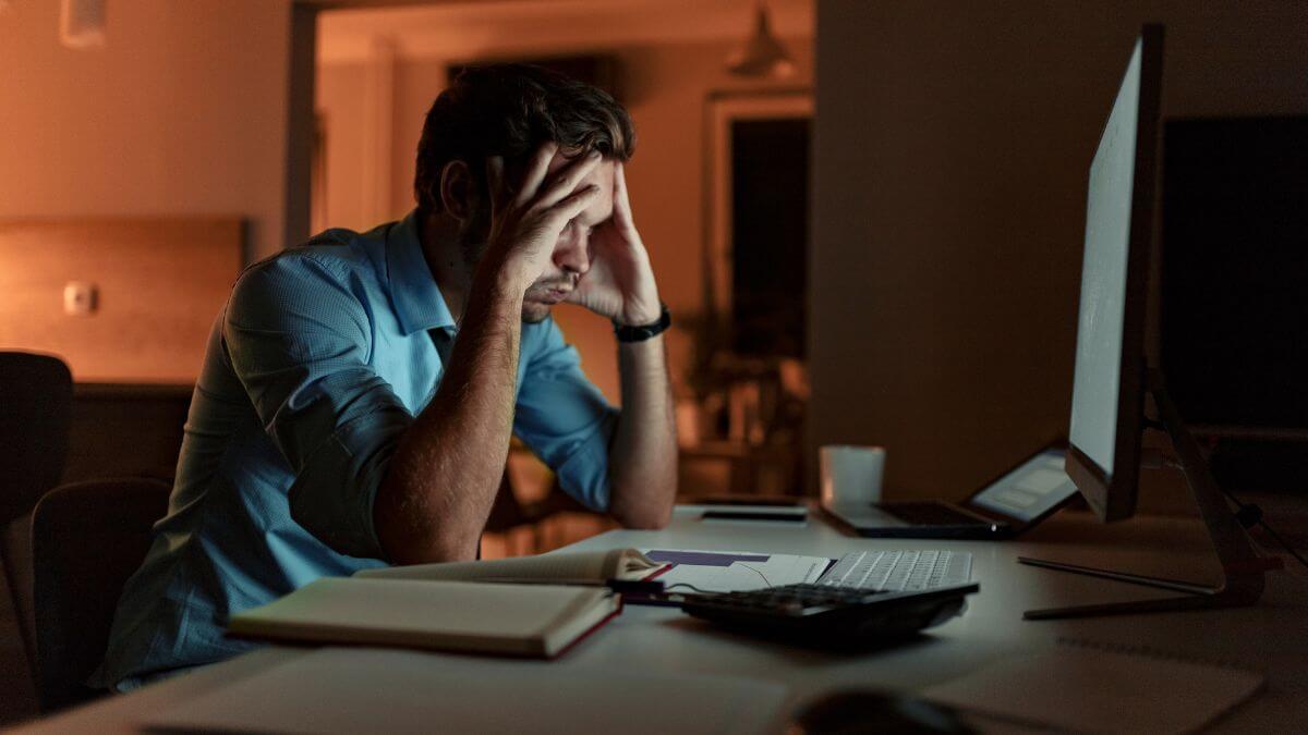 Doenças mentais afastaram 20 mil catarinenses do trabalho em 2023