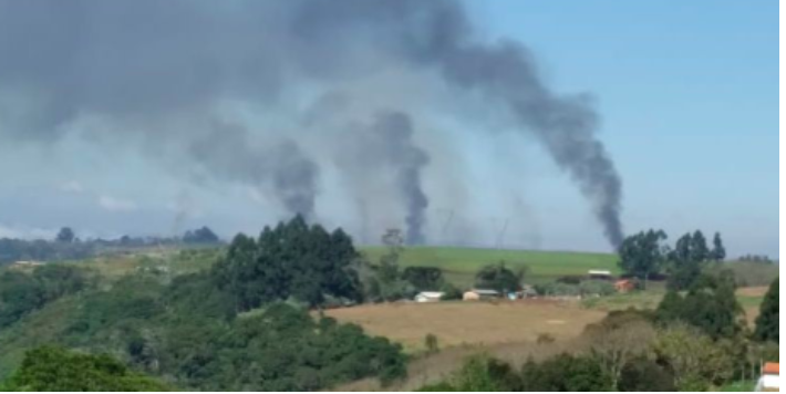 Disputa em aldeia deixa indígena morto, feridos e casas incendiadas
