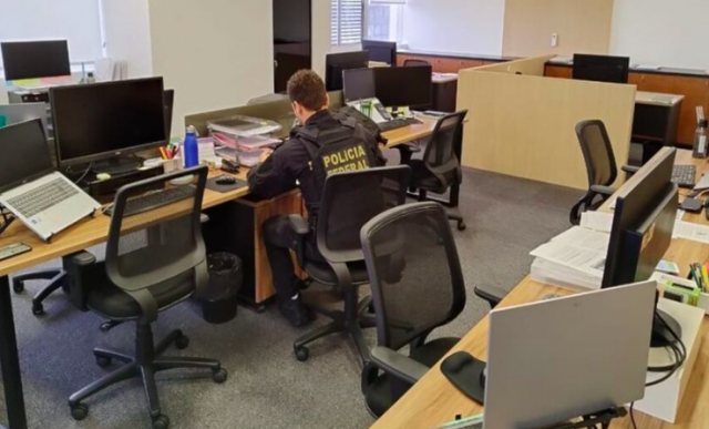 Esquema de corrupção no DNIT é alvo de operação em SC e mais seis estados do país