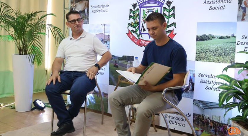 Prefeito e vice avaliam gestão em quase 60 dias