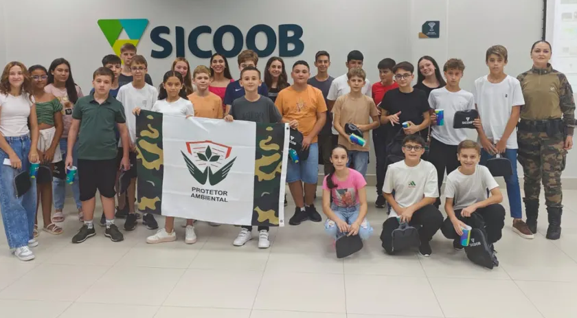 Adolescentes iniciam formação ambiental com apoio da PMA
