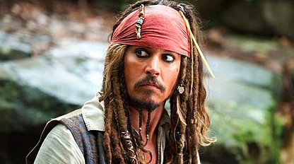 Jack Sparrow à vista, Johnny Depp vai voltar a 'Piratas do Caribe'
