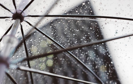 Frente fria traz instabilidade, risco de temporais e variação de temperaturas neste fim de semana em SC