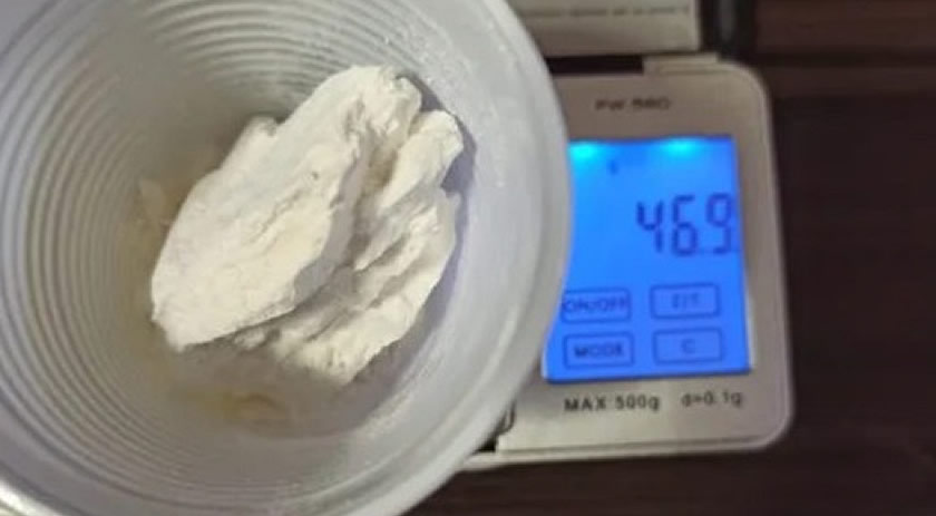 Operação da PM prende dois homens por tráfico de drogas