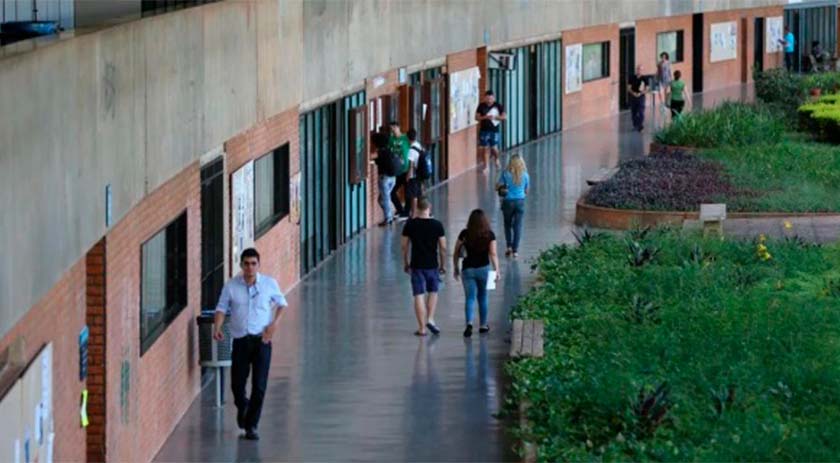 Governo federal anuncia reajuste de 40% nas bolsas de mestrado e doutorado