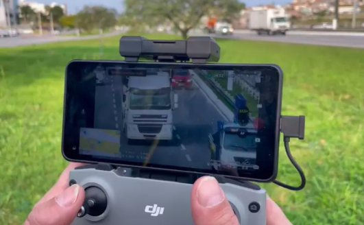 Avança na Alesc projeto que proíbe uso de radares móveis e operados por drone em rodovias de SC