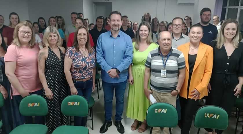 Ao completar dois anos, Uceff lança campanha vestibular 2023