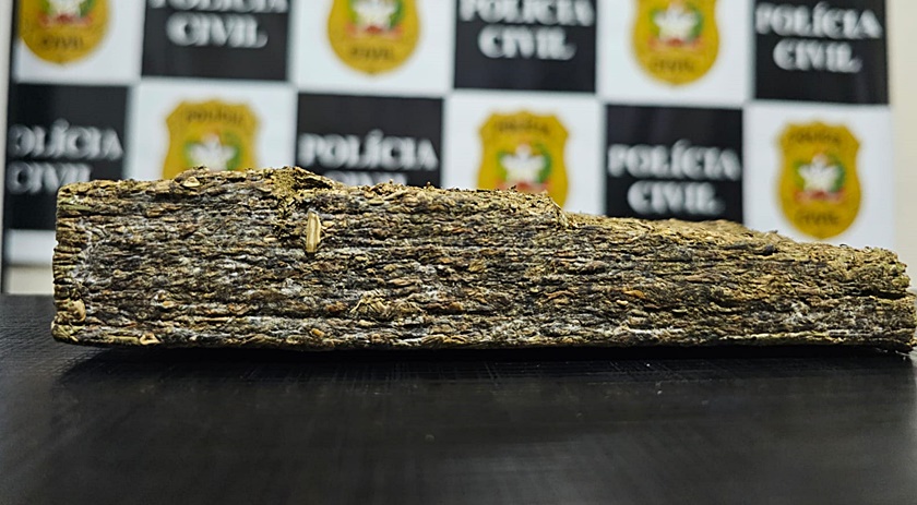 Adolescente suspeito de integrar facção criminosa é flagrado com drogas em Maravilha