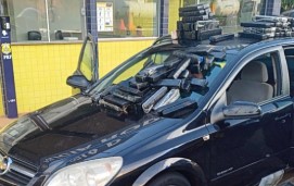 Casal é flagrado com drogas escondidas em veículo na BR-282