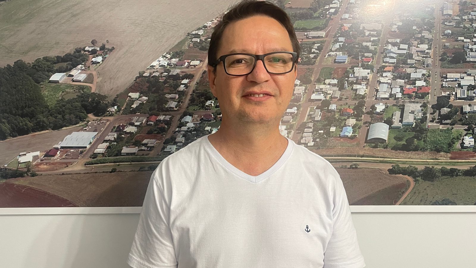 Reforma na Unidade Básica de Saúde, novos calçamentos e construção de casas populares