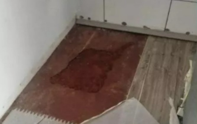 Casal que matou e enterrou filha recém-nascida na cozinha é condenado a 58 anos de prisão