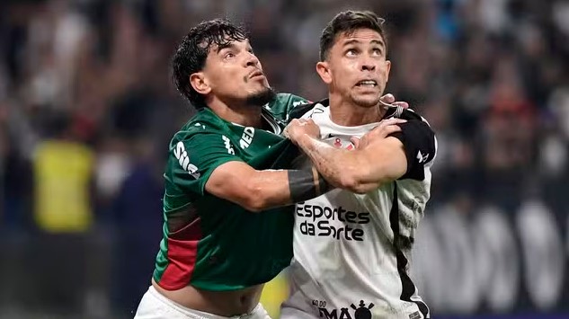 Corinthians tem dois expulsos, Palmeiras pressiona, mas Dérbi termina sem gols