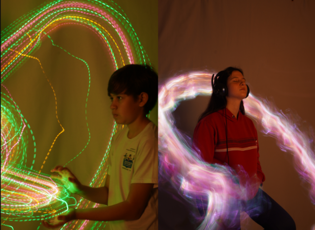 Mais de 50 alunos produzem imagens criativas durante oficinas de fotografia que abordam a técnica light painting