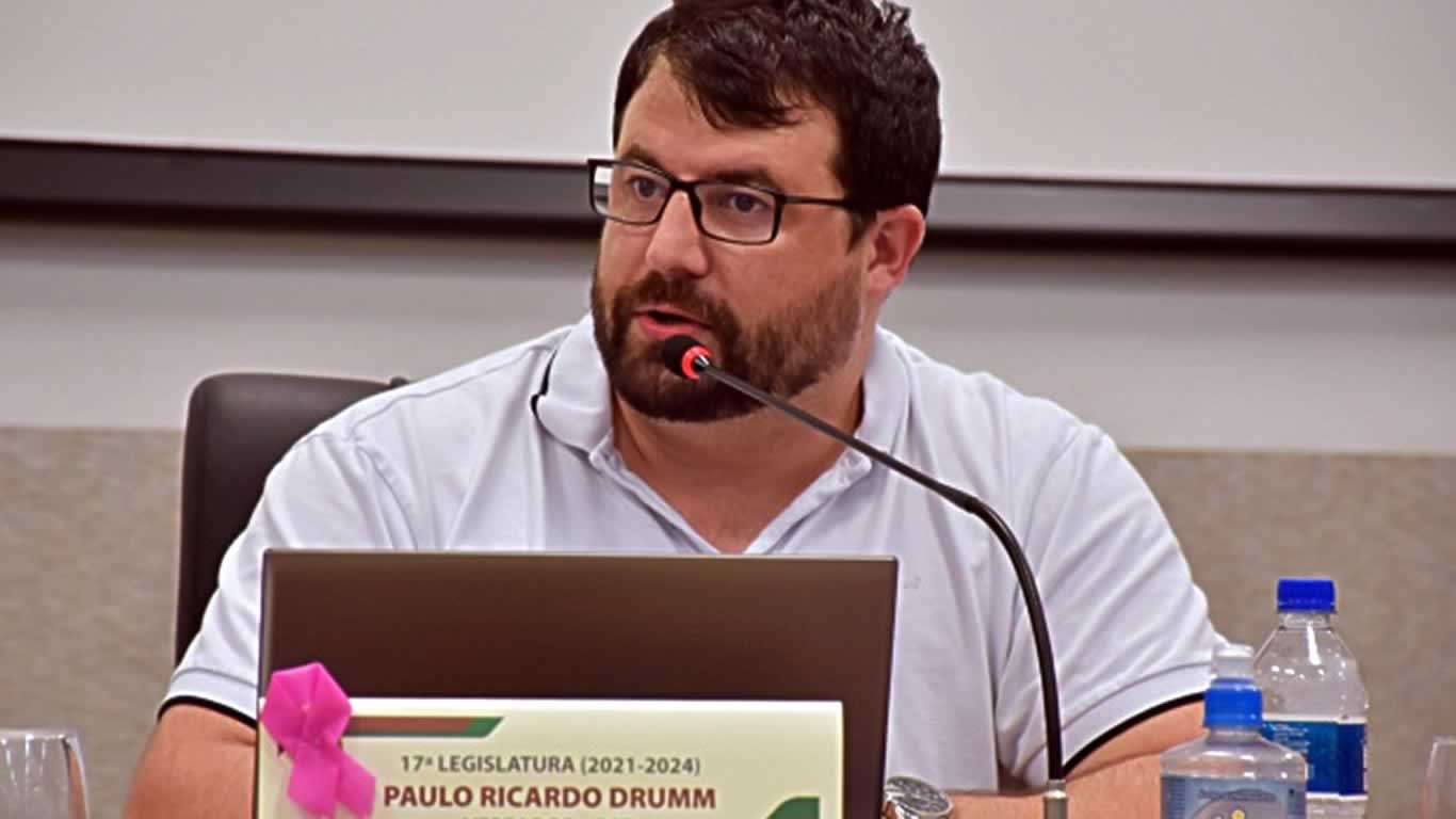 Projeto obriga Casan a instalar equipamento eliminador de ar na rede de água