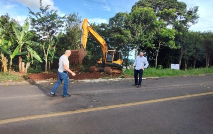 Iniciada obra em novo desvio para acesso à BR 163 pelo Bairro Novo Lar
