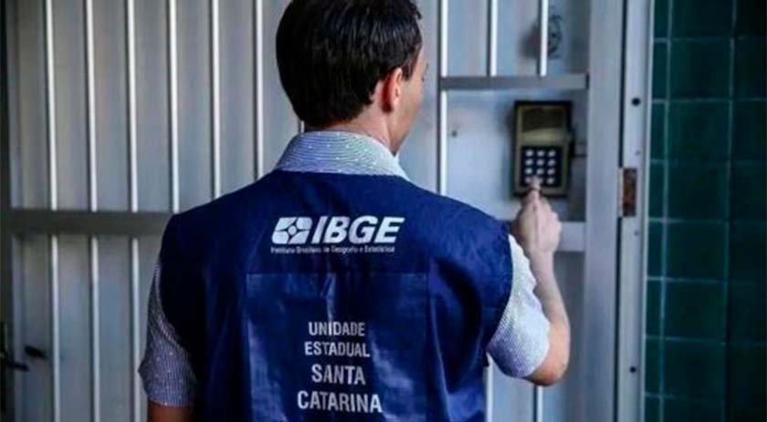 IBGE abre vagas em SC com salário de até R$ 3,1 mil