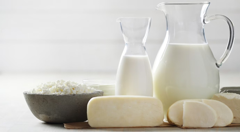 Preços do leite seguem em queda no Brasil