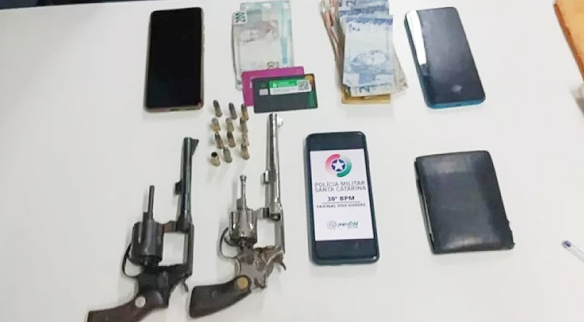 Roubo e perseguição mobiliza Polícia Militar