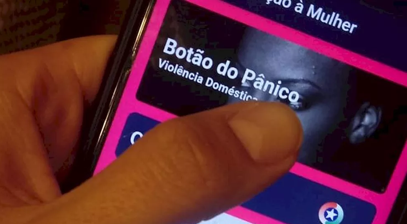 Mulher aciona botão do pânico e homem é preso em menos de 3 minutos no Oeste