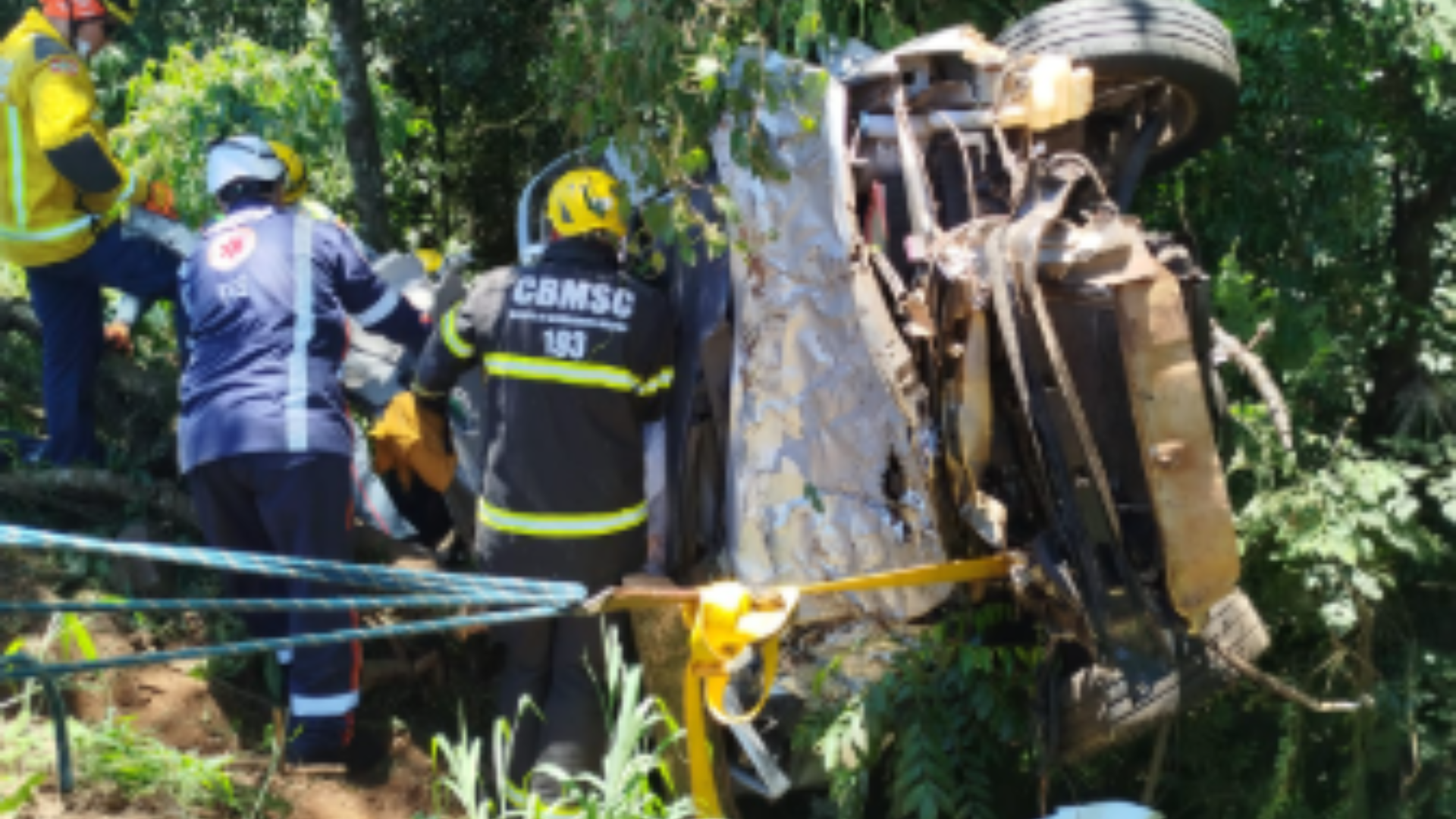 Acidente em Maravilha deixa uma vítima fatal e três feridos neste sábado (28)