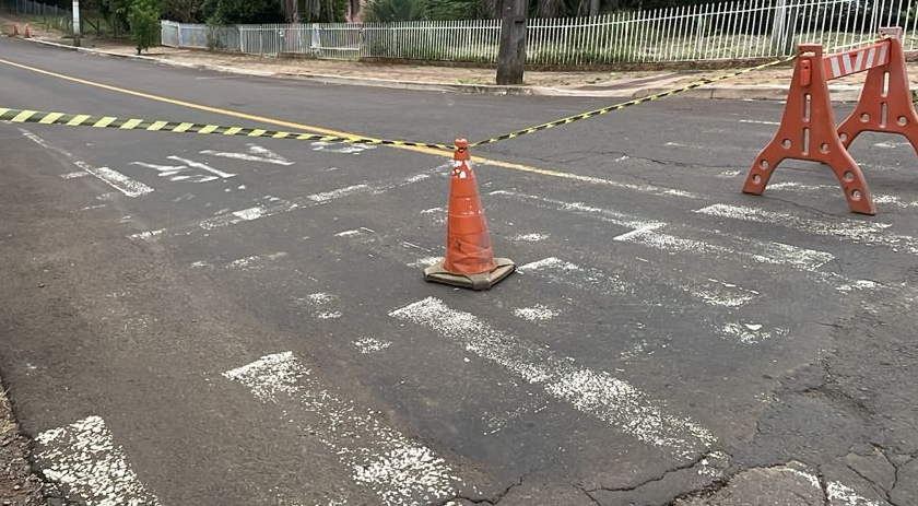 Trecho da rua Marquês do Herval é liberado para veículos