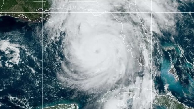 Furacão Helene atinge costa da Flórida e deixa mortos nos EUA