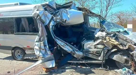 Sete pessoas da mesma família morrem em acidente na volta de velório