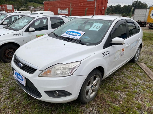 Celesc realiza leilão de veículos e outros bens nesta semana