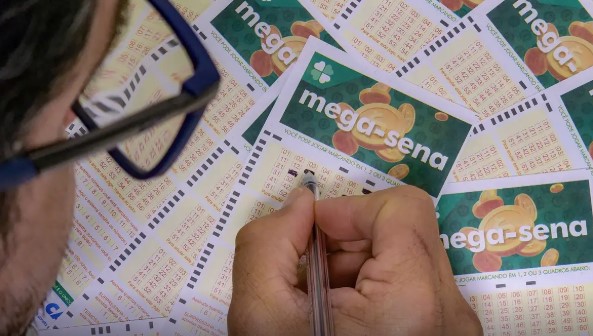 Mega-Sena sorteia nesta quinta-feira prêmio acumulado em R$ 32 milhões