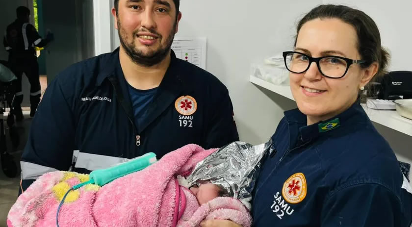 SAMU realiza parto dentro de ambulância