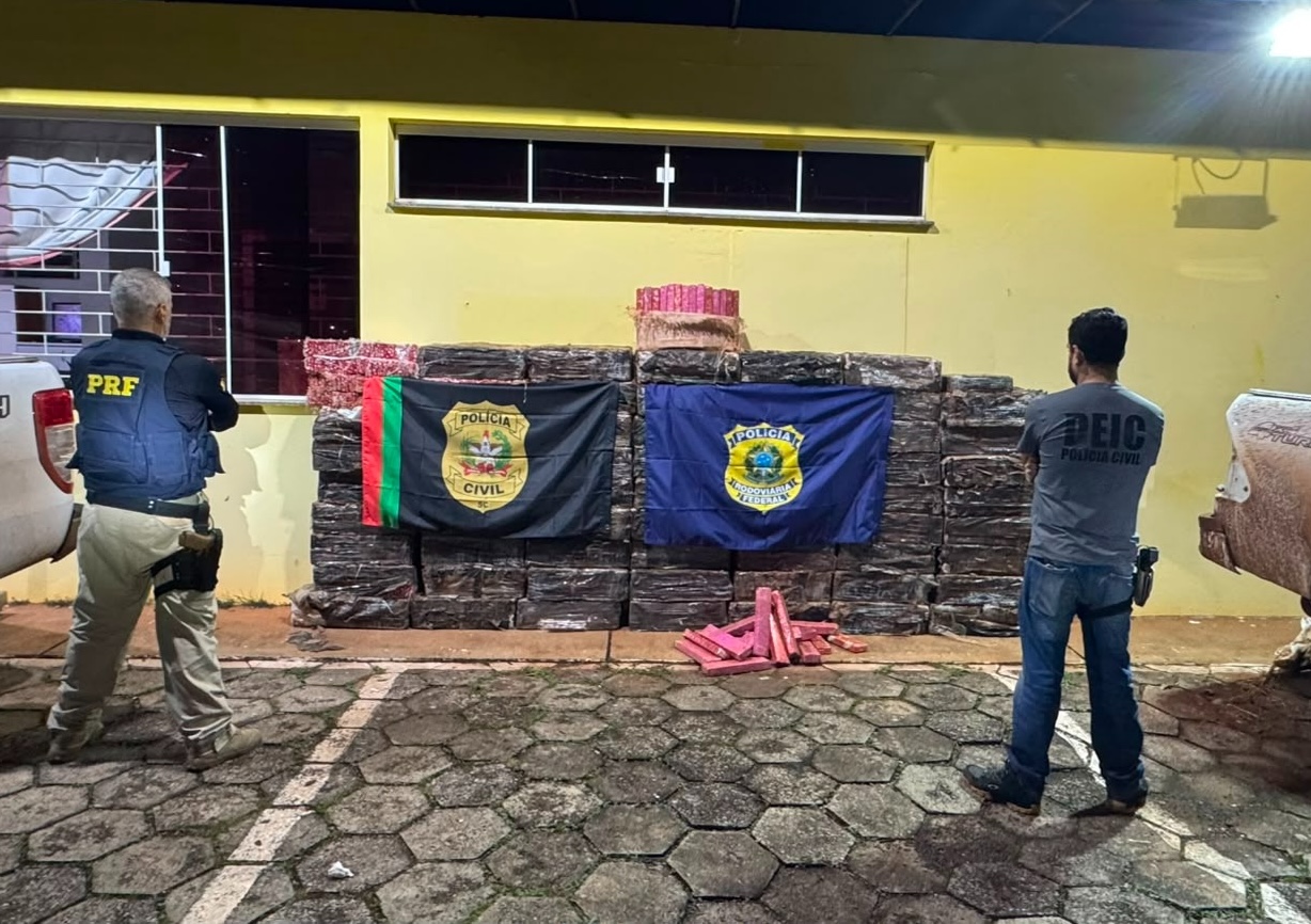 Polícia apreende quase uma tonelada e meia de maconha na região