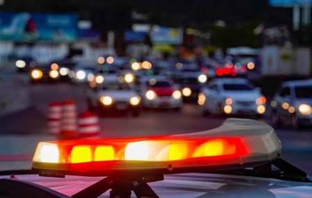 Homem acaba morto após invadir casa da ex-mulher armado com faca