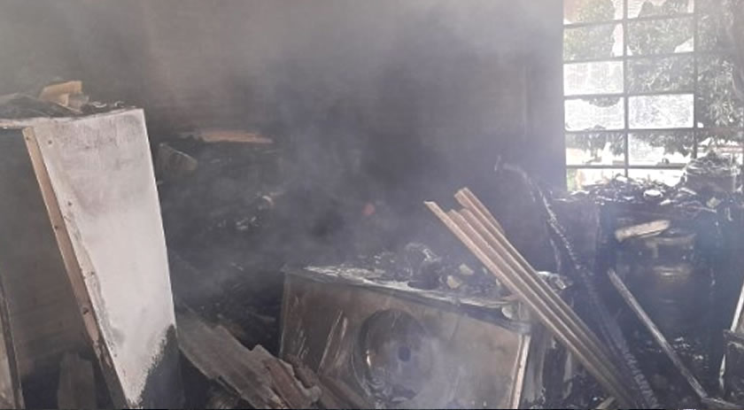 Morador tenta acender fogão a lenha com gasolina e causa explosão em residência no Oeste de SC