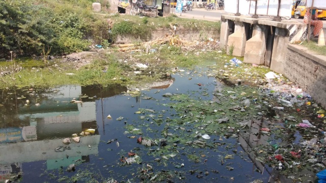 Falta de banheiros e sanitários afeta quase 2 mil moradores de SC, diz IBGE