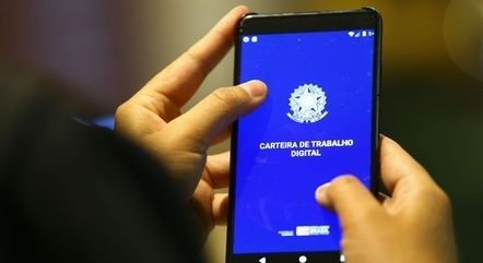 Congresso discute diminuir carga horária de trabalho no Brasil, que está acima da média mundial