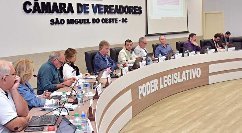 Câmara de Vereadores aprova projetos em segundo turno