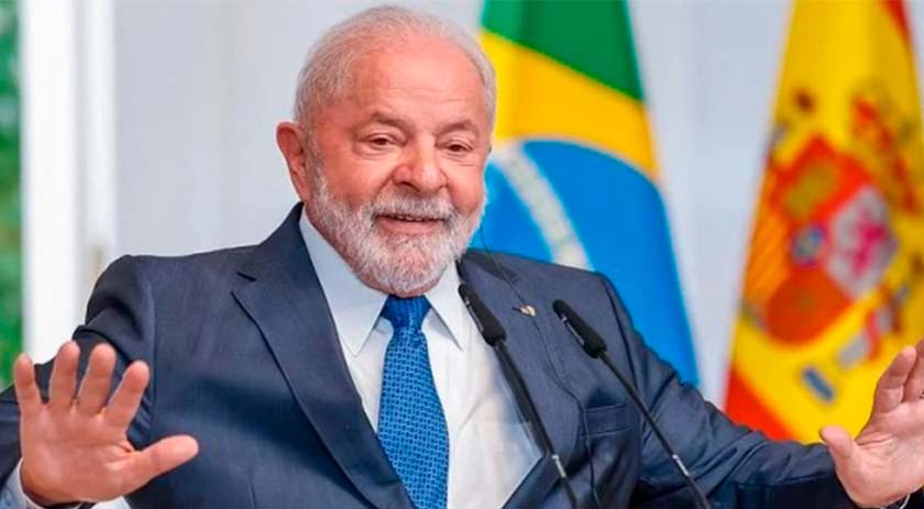 Lula sanciona lei que cria bolsa para morador de rua que fizer curso técnico