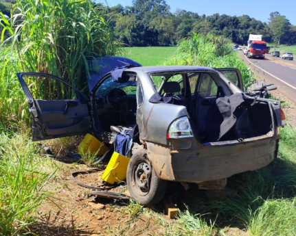 Criança de 11 anos morre após colisão entre veículos na SC-157